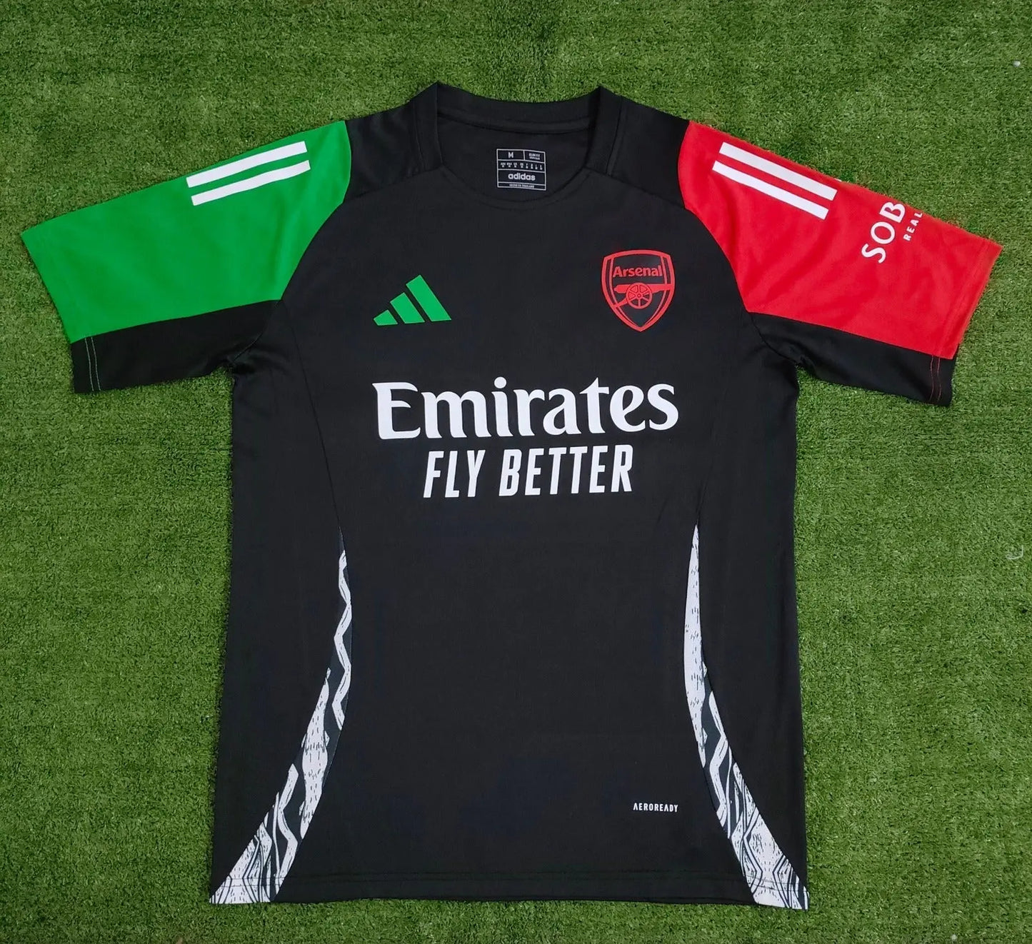 Maillot 24/25 Arsenal Training - Zone du Maillot