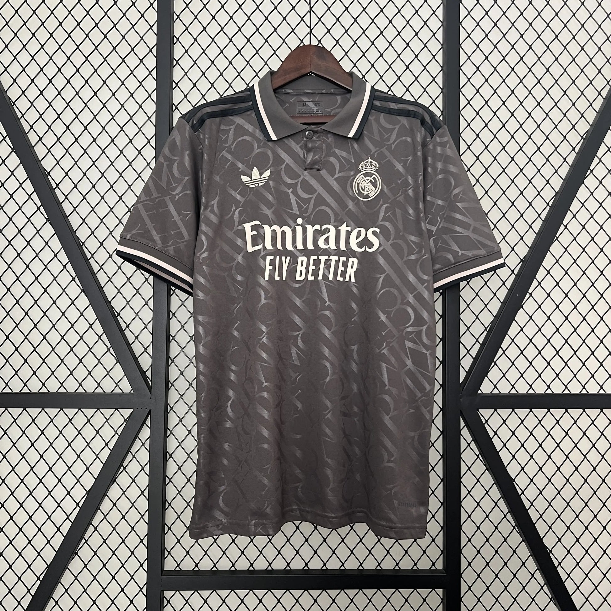 Maillot 24/25 Real Madrid Away - Zone du Maillot