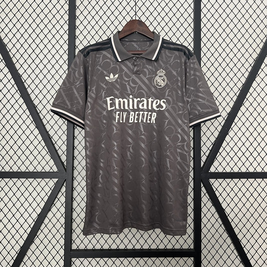 Maillot 24/25 Real Madrid Away - Zone du Maillot