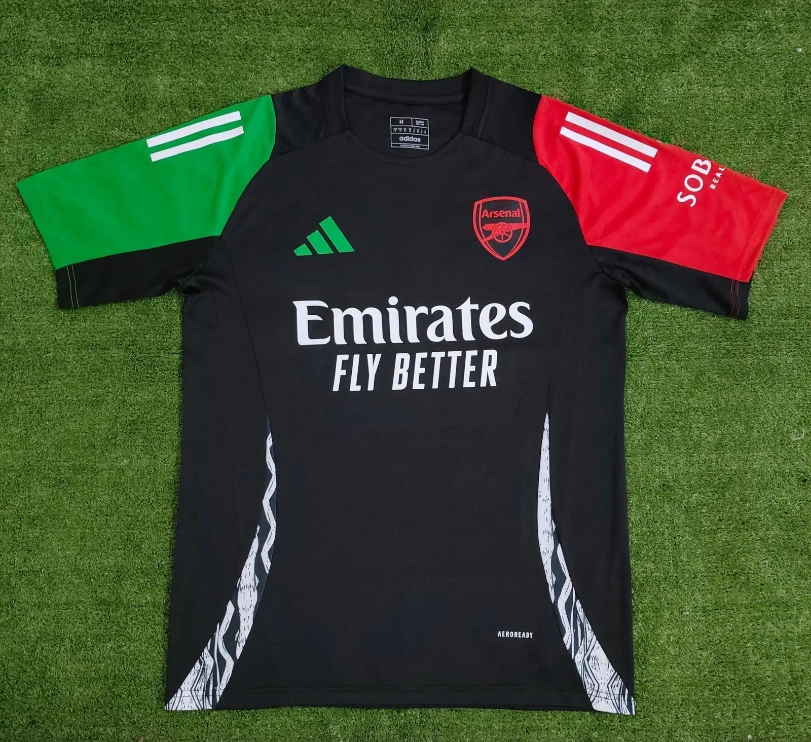 Maillot 24/25 Arsenal Training - Zone du Maillot