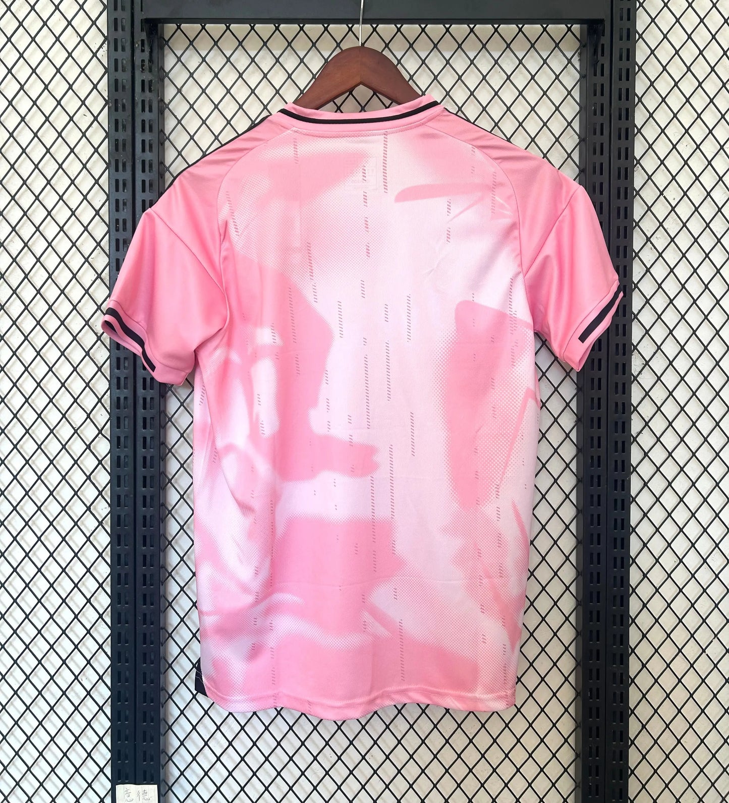 Maillot 24/25 Real Madrid Spécial Rose - Zone du Maillot